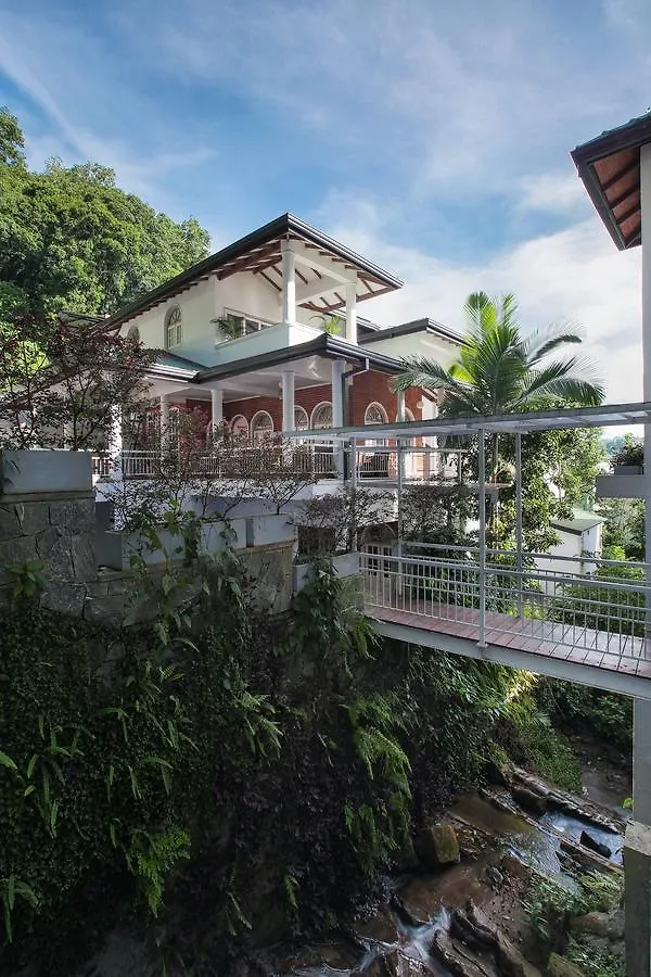 Hotel Kuwera Kandy